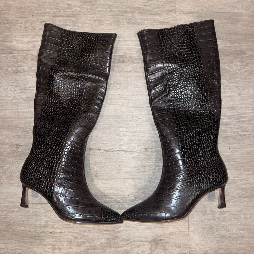 Steve Madden Lavan Croc Kitten Heels